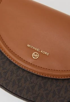 MICHAEL Michael Kors Damen JET SET CHARM DOME - Umhängetasche - Brown/acorn -MICHAEL Michael Kors Geschäft 15bbbd5dce9446ca85a4a735443b1f0f