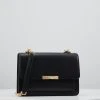 MICHAEL Michael Kors Damen JADE GUSSET KING - Umhängetasche - Black -MICHAEL Michael Kors Geschäft 19f0833fc0b149f8bef90d4597da7125