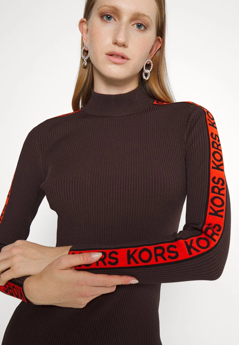 MICHAEL Michael Kors Damen TAPE - Strickkleid - Chocolate 8 MICHAEL Michael Kors Damen TAPE - Strickkleid - Chocolate – Bild 6