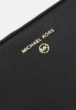 MICHAEL Michael Kors Damen JET SET CHARM ZIP TRAVEL POUCH - Kosmetiktasche - Black 11 MICHAEL Michael Kors Damen JET SET CHARM ZIP TRAVEL POUCH - Kosmetiktasche - Black -MICHAEL Michael Kors Geschäft 1bd10c14b9704a10814467d09cca4428