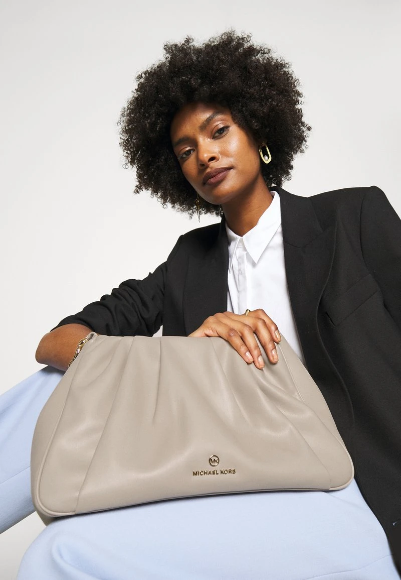 MICHAEL Michael Kors Damen HANNAH - Handtasche - Light Sand 3 MICHAEL Michael Kors Damen HANNAH - Handtasche - Light Sand