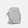 MICHAEL Michael Kors Damen JET SET FLAT CASE - Umhängetasche - Aluminum -MICHAEL Michael Kors Geschäft 232afef9956149968a54551700d053b7