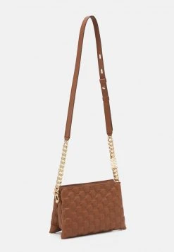 MICHAEL Michael Kors Damen JET CHARM XBODY - Umhängetasche - Luggage 11 MICHAEL Michael Kors Damen JET CHARM XBODY - Umhängetasche - Luggage -MICHAEL Michael Kors Geschäft 2b7348d3059647c588ab2ef99e05639c