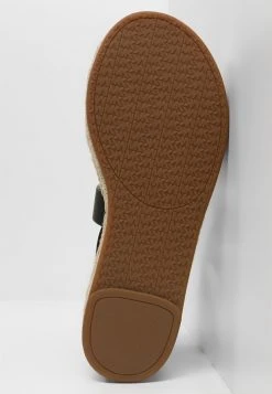 MICHAEL Michael Kors Damen DARBY - Plateausandalette - Black -MICHAEL Michael Kors Geschäft 33de0f8a4e8e40e89a5d02c5a5723b5f