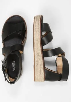 MICHAEL Michael Kors Damen DARBY - Plateausandalette - Black -MICHAEL Michael Kors Geschäft 3ce19aa640ed42828ad12039702c5faf
