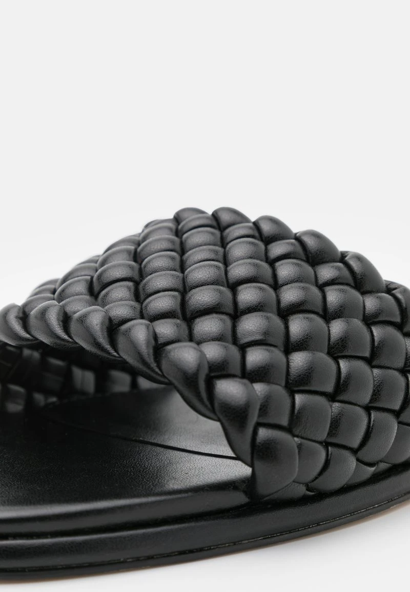 MICHAEL Michael Kors Damen AMELIA FLAT - Pantolette Flach - Black 9 MICHAEL Michael Kors Damen AMELIA FLAT - Pantolette Flach - Black – Bild 7