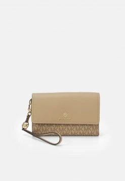 MICHAEL Michael Kors Damen JET SET CHARM FLAP WRISTLET - Geldbörse - Camel