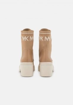 MICHAEL Michael Kors Damen BREA BOOTIE - Plateaustiefelette - Camel 12 MICHAEL Michael Kors Damen BREA BOOTIE - Plateaustiefelette - Camel -MICHAEL Michael Kors Geschäft 429042d234c44aa3aa7d8287db3fb6f2