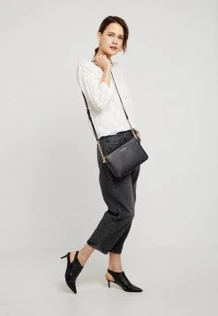 MICHAEL Michael Kors Damen JET SET TRAVEL CROSSBODY - Umhängetasche - Black -MICHAEL Michael Kors Geschäft 460555e03ca1461f800e3641c07c32f6