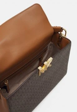 MICHAEL Michael Kors Damen KARLIEMD SATCHEL - Handtasche - Brown 9 MICHAEL Michael Kors Damen KARLIEMD SATCHEL - Handtasche - Brown -MICHAEL Michael Kors Geschäft 4677ac981e95470e901e80eb47e8865c