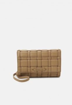 MICHAEL Michael Kors Damen IVY XBODY - Umhängetasche - Camel 12 MICHAEL Michael Kors Damen IVY XBODY - Umhängetasche - Camel -MICHAEL Michael Kors Geschäft 492beb3330154f19b89f2ee0d0b294c3