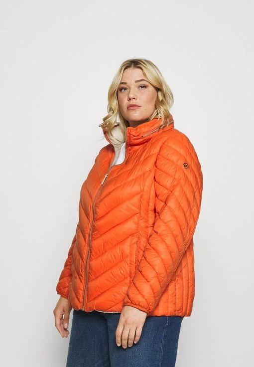 MICHAEL Michael Kors Damen WOMENS ZIP FRONT CHEVRON PACKABLE - Übergangsjacke - Zinnia -MICHAEL Michael Kors Geschäft 4f9f0d146f734131a46234c820e5efb8