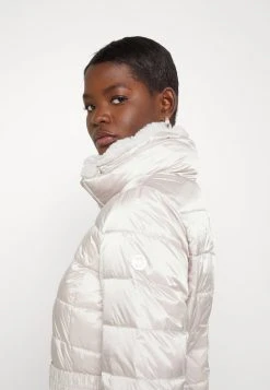 MICHAEL Michael Kors Damen DETACHABLE COLLAR BELTED PACKABLE COAT - Daunenjacke - Aluminium -MICHAEL Michael Kors Geschäft 546f7b34363c4fbb880b04f74762027c