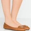 MICHAEL Michael Kors Damen LILLIE - Klassischer Ballerina - Brown