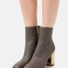 MICHAEL Michael Kors Damen PORTER BOOTIE - Stiefelette - Brown