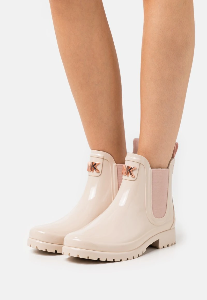 MICHAEL Michael Kors Damen SIDNEY RAIN BOOTIE - Gummistiefel - Soft Pink 3 MICHAEL Michael Kors Damen SIDNEY RAIN BOOTIE - Gummistiefel - Soft Pink