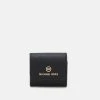 MICHAEL Michael Kors Damen TRAVEL ACCESSORIES CLIPCASE FOR AIRPODS - Schlüsseletui - Black -MICHAEL Michael Kors Geschäft 609220614d08427b99c60bbe0a11e569