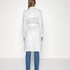 MICHAEL Michael Kors Damen Trenchcoat - White 1 MICHAEL Michael Kors Damen Trenchcoat - White -MICHAEL Michael Kors Geschäft 69f4a7393b0342bda4e809ee739345a2