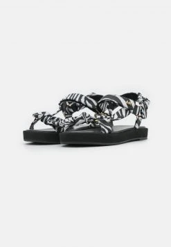 MICHAEL Michael Kors Damen PHOEBE - Riemensandalette - Black/white 11 MICHAEL Michael Kors Damen PHOEBE - Riemensandalette - Black/white -MICHAEL Michael Kors Geschäft 6cf4022ee15a462f92dee96f33119993