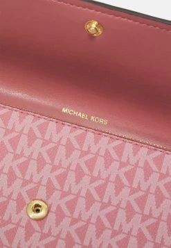 MICHAEL Michael Kors Damen JET SET CHARM FLAP WRISTLET - Geldbörse - Rose 15 MICHAEL Michael Kors Damen JET SET CHARM FLAP WRISTLET - Geldbörse - Rose -MICHAEL Michael Kors Geschäft 71b15bf01666442c8bb88f60a543cabe