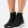 MICHAEL Michael Kors Damen SKYLER BOOTIE - Sneaker High - Black 2 MICHAEL Michael Kors Damen SKYLER BOOTIE - Sneaker High - Black -MICHAEL Michael Kors Geschäft 789ab9a1047a4c03ae80da55f5b9d308
