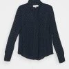 MICHAEL Michael Kors Damen PERFECT DOTS BOW BLOUSE - Hemdbluse - Dark Blue -MICHAEL Michael Kors Geschäft 7c8e7fa2e2564588a51bcd5de40cf9b3