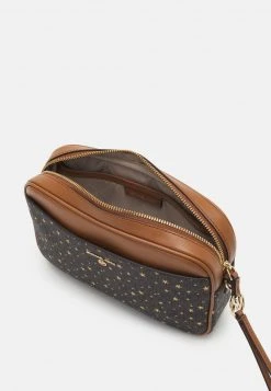 MICHAEL Michael Kors Damen JET CHARM CAMERA XBODY - Umhängetasche - Brown Multi -MICHAEL Michael Kors Geschäft 7dca741f8d13400c9f400b739fddca8f