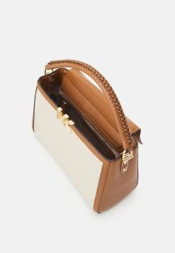 MICHAEL Michael Kors Damen KARLIE SATCHEL - Handtasche - Natural 9 MICHAEL Michael Kors Damen KARLIE SATCHEL - Handtasche - Natural -MICHAEL Michael Kors Geschäft 8562c540ab0842c1a49dc63b6ff58015