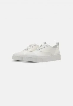 MICHAEL Michael Kors Damen OLLIE LACE UP - Sneaker Low - Optic White -MICHAEL Michael Kors Geschäft 8a85fa1327404fe1a9b0b8788853fac8