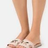MICHAEL Michael Kors Damen KIPPY SLIDE - Pantolette Flach - Soft Pink -MICHAEL Michael Kors Geschäft 9552d177f64e4335869364231b5e4dbd