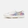 MICHAEL Michael Kors Kinder IZETTA OMBRE GLITTER - Sneaker Low - Silver/multi-coloured -MICHAEL Michael Kors Geschäft a037ddcdd88a4efc88d6271426a25d16