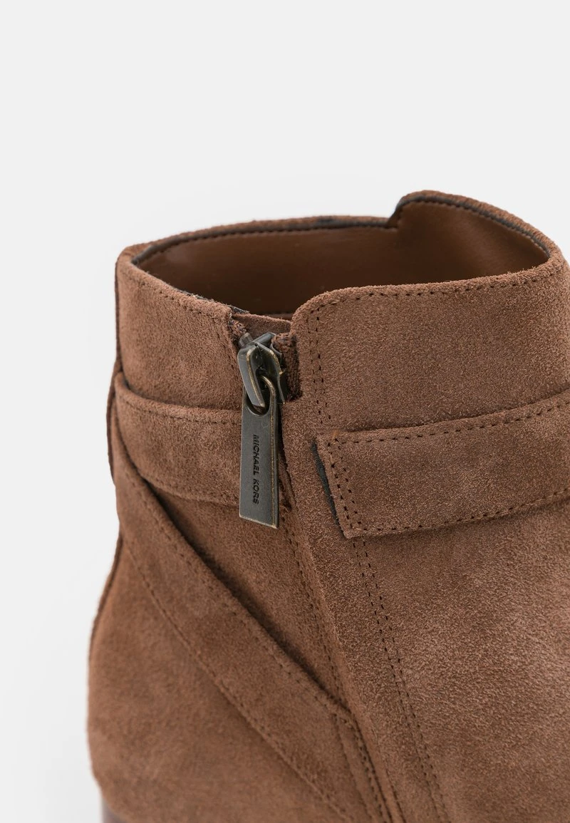 MICHAEL Michael Kors Damen BRITTON - Stiefelette - Dark Caramel 9 MICHAEL Michael Kors Damen BRITTON - Stiefelette - Dark Caramel – Bild 7
