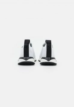 MICHAEL Michael Kors Damen BODIE SLIP ON - Sneaker Low - Opticwhite 12 MICHAEL Michael Kors Damen BODIE SLIP ON - Sneaker Low - Opticwhite -MICHAEL Michael Kors Geschäft b641ea435ced46718de446f6656da35a