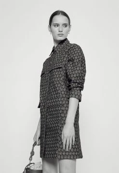 MICHAEL Michael Kors Damen LOGO DRESS - Jeanskleid - Indigo 13 MICHAEL Michael Kors Damen LOGO DRESS - Jeanskleid - Indigo -MICHAEL Michael Kors Geschäft b7665f4f727844a6ad2153916ce5d259