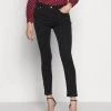 MICHAEL Michael Kors Damen SELMA - Jeans Skinny Fit - Black 2 MICHAEL Michael Kors Damen SELMA - Jeans Skinny Fit - Black -MICHAEL Michael Kors Geschäft b9f1770ead1547f19990f8fabda18030