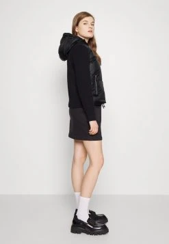 MICHAEL Michael Kors Damen PUFFER - Daunenjacke - Black -MICHAEL Michael Kors Geschäft bb29113a92b6466a8463e4511b83d782