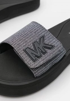 MICHAEL Michael Kors Damen PLATFORM SLIDE - Pantolette Flach - Gunmetal 15 MICHAEL Michael Kors Damen PLATFORM SLIDE - Pantolette Flach - Gunmetal -MICHAEL Michael Kors Geschäft d386088fb45642e7b2eecfb36e6e4223