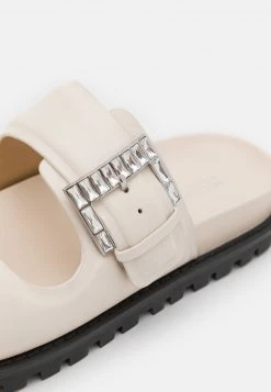 MICHAEL Michael Kors Damen GISELLE SLIDE - Pantolette Flach - Light Cream 15 MICHAEL Michael Kors Damen GISELLE SLIDE - Pantolette Flach - Light Cream -MICHAEL Michael Kors Geschäft f29d9d2669d34490beb50059d8791080
