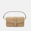 MICHAEL Michael Kors Damen GREENWICH - Handtasche - Camel -MICHAEL Michael Kors Geschäft f4b6b86d984746b1bb3d10b991eccda6