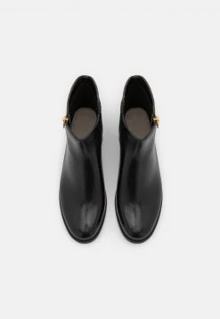 MICHAEL Michael Kors Damen LAINEY FLAT BOOTIE - Stiefelette - Black/brown 13 MICHAEL Michael Kors Damen LAINEY FLAT BOOTIE - Stiefelette - Black/brown -MICHAEL Michael Kors Geschäft f8c01ce1249149358054cace82c4b746