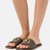 MICHAEL Michael Kors Damen HAYWORTH SLIDE - Pantolette Flach - Brown