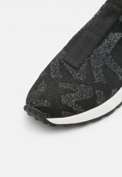 MICHAEL Michael Kors Damen BODIE - Slipper - Silver -MICHAEL Michael Kors Geschäft ff4c992031bb4286a3efdb3ce5911414